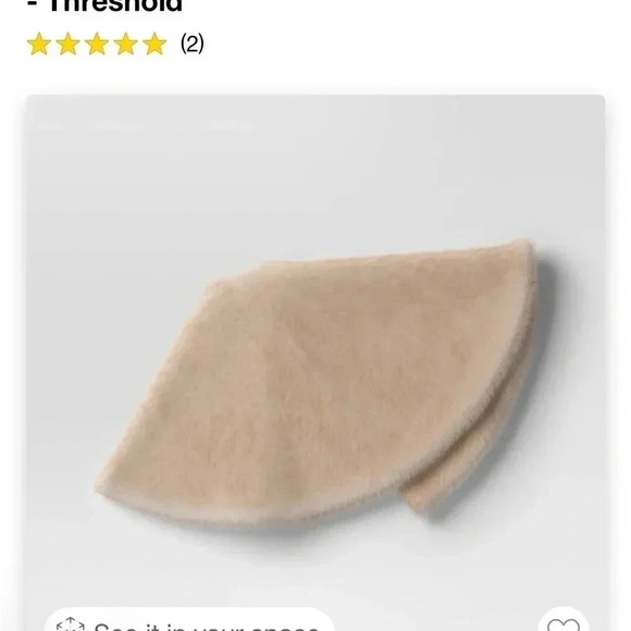 NWOT Faux Fur Christmas Tree Skirt
- Threshold - Picture 4 of 4